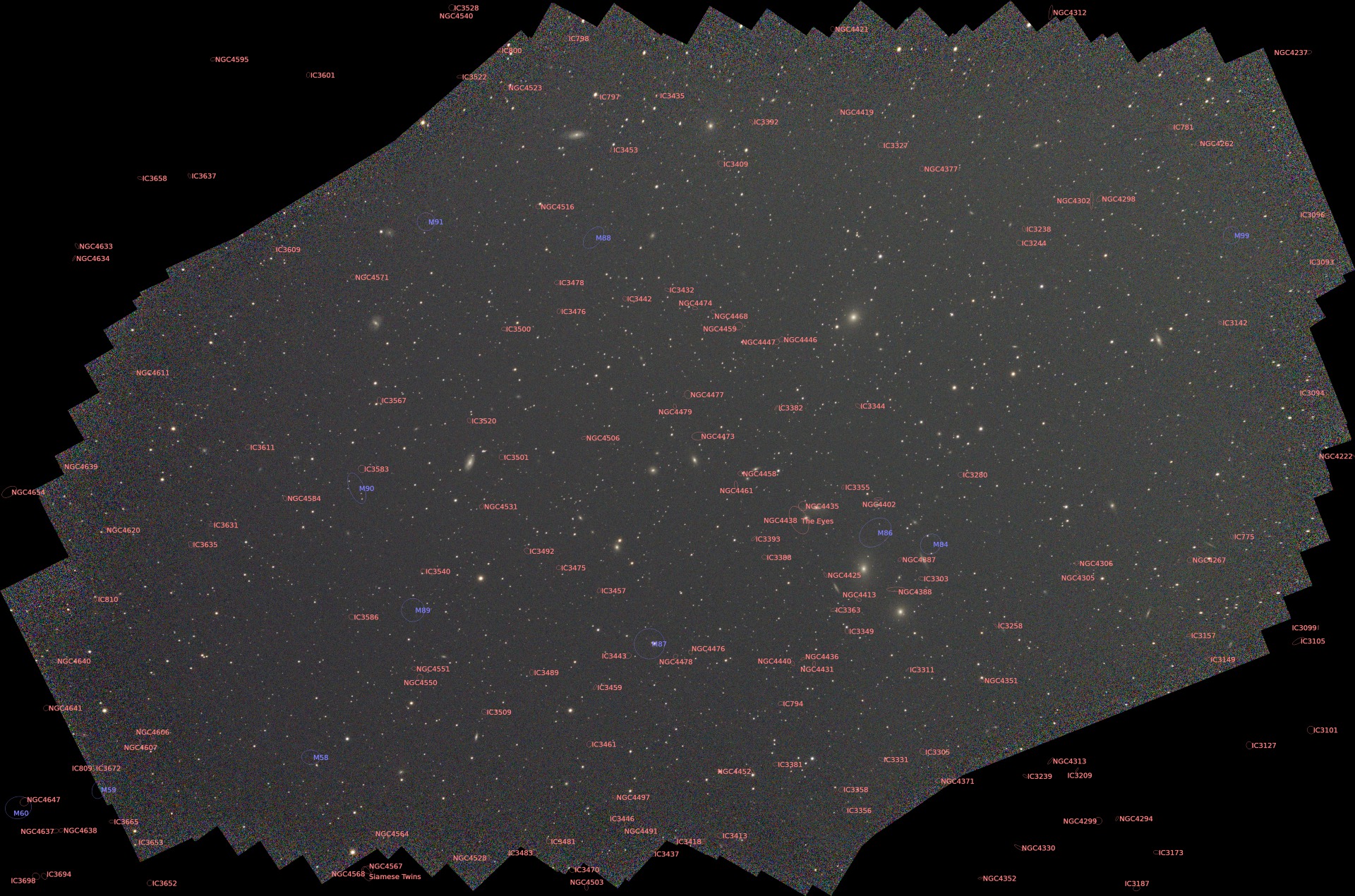 Mosaico anotado de la Cadena de Markarian tras seleccionar 886 de las 1.278 tomas