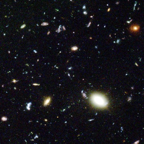 Recorte imagen de campo profundo Hubble